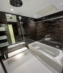 浦安市◆洗練されたスタイリッシュなデザインのお風呂へリフォームしました