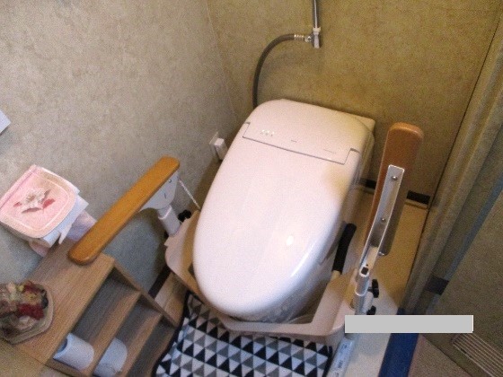 【船橋市】お手入れ簡単なトイレにリフォーム！