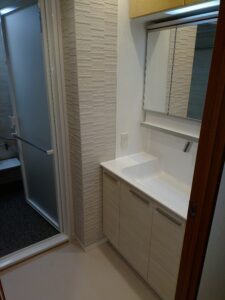 【②洗面】何度もショールームへ足を運び納得の行くプランでリフォームしました。