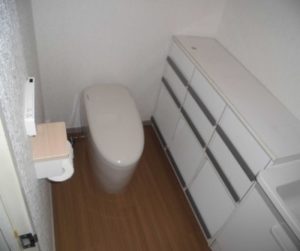 【船橋市】見た目も収納もすっきりしたトイレ・洗面化粧台！
